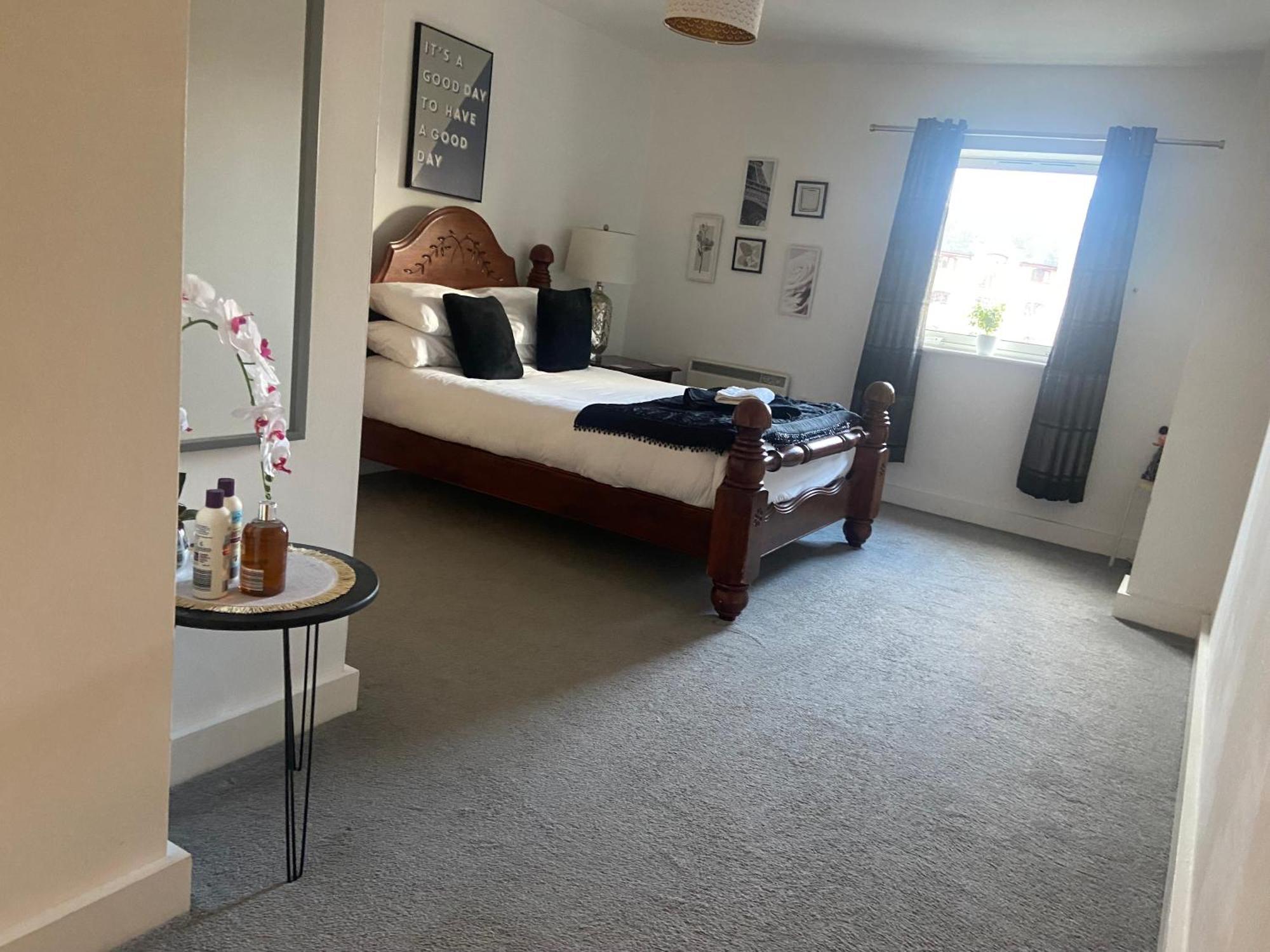 2 Bedroom Near Ocean Village Marina Port Apartment Southampton Zewnętrze zdjęcie