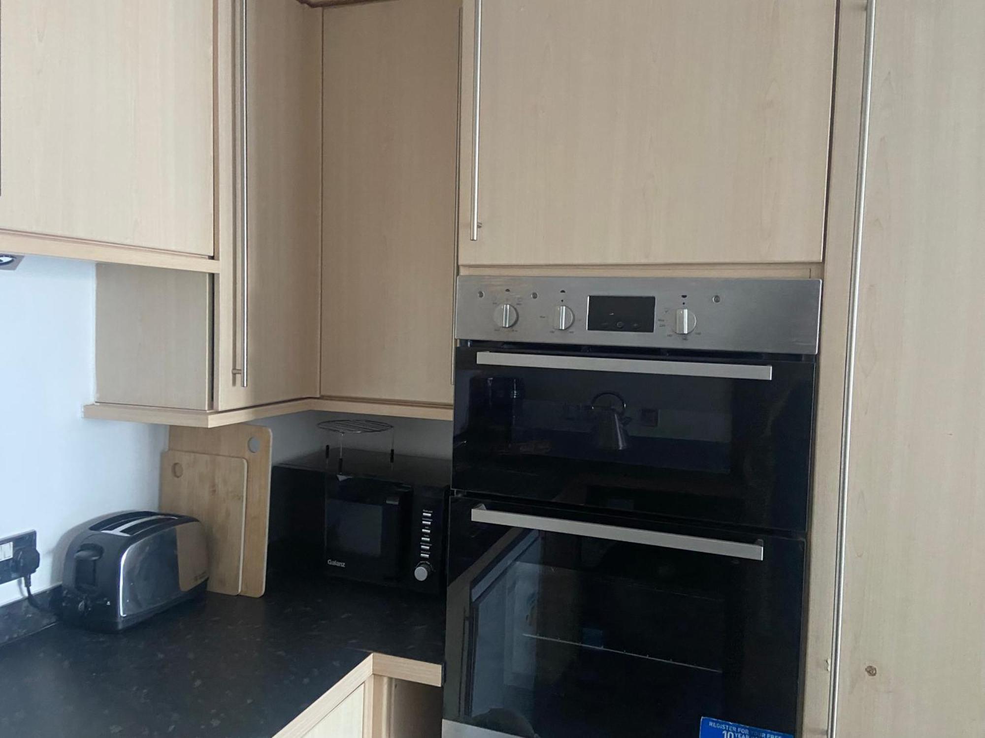 2 Bedroom Near Ocean Village Marina Port Apartment Southampton Zewnętrze zdjęcie